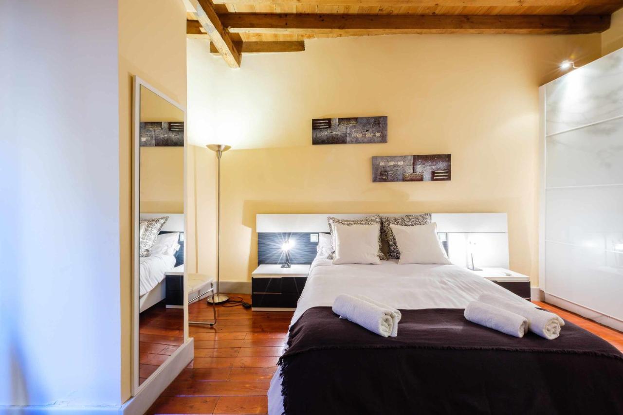 Apartamento Con Patio Junto A La Catedral By Toledo Ap Экстерьер фото